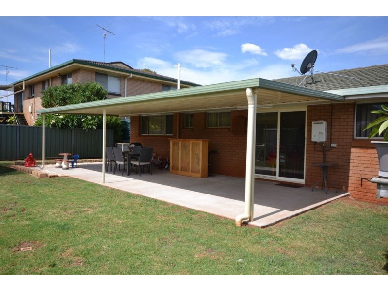 19 Sampson Street, Wilsonton QLD 4350