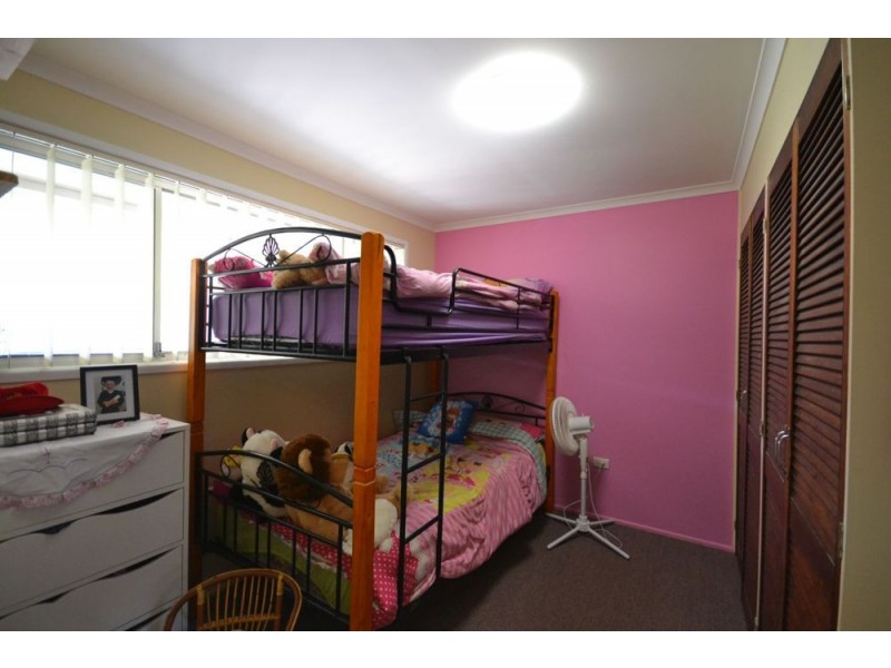 19 Sampson Street, Wilsonton QLD 4350