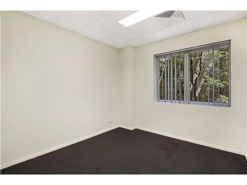 Suite 4 / 162 Hume Street, Toowoomba City QLD 4350