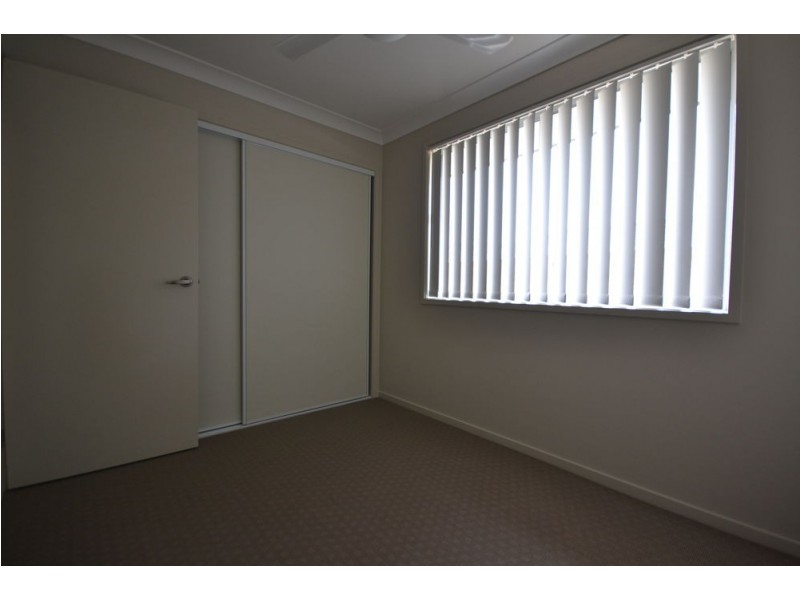 Unit 1/5 Cardamon Crescent, Glenvale QLD 4350