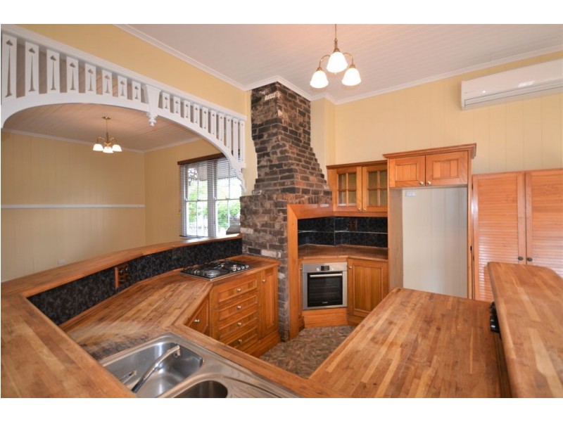 158 Campbell Street, Toowoomba City QLD 4350