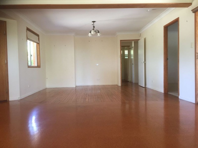 97 Greenwattle Street, Cranley QLD 4350