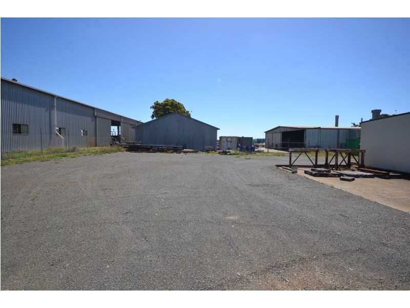 471A Greenwattle Street, Wilsonton QLD 4350