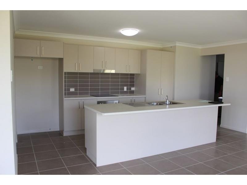 23 Wandoo Crescent, Westbrook QLD 4350