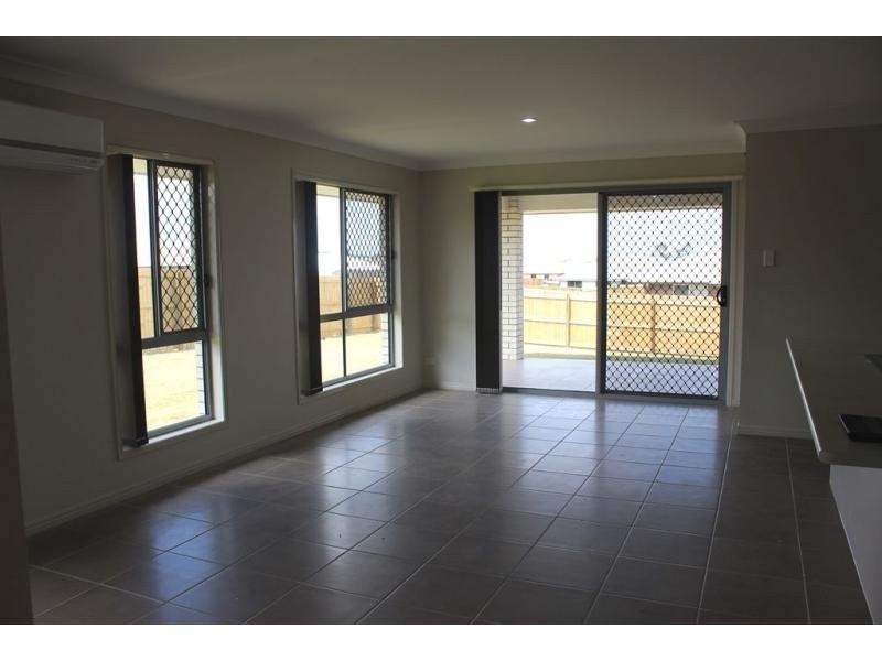 23 Wandoo Crescent, Westbrook QLD 4350