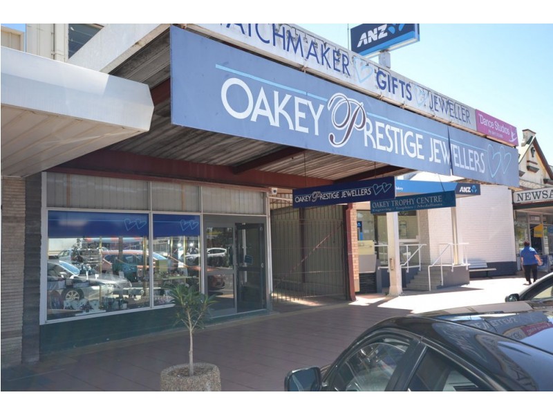 99 Campbell Street, Oakey QLD 4401