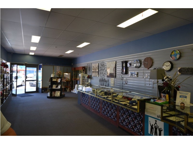 99 Campbell Street, Oakey QLD 4401