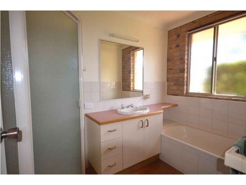 166 Nelson Street, Toowoomba QLD 4350