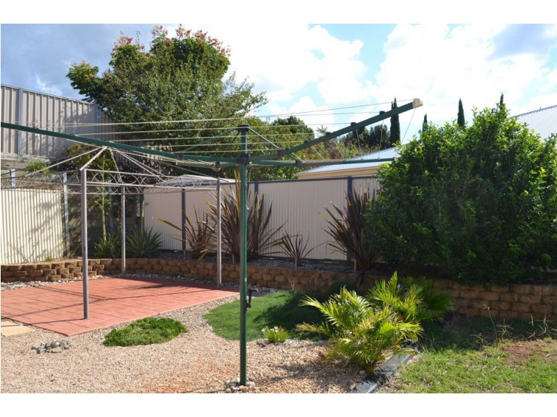 25 WILLOWBURN DRIVE, Rockville QLD 4350