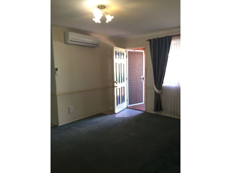 1/8 Lindsay Street, East Toowoomba QLD 4350