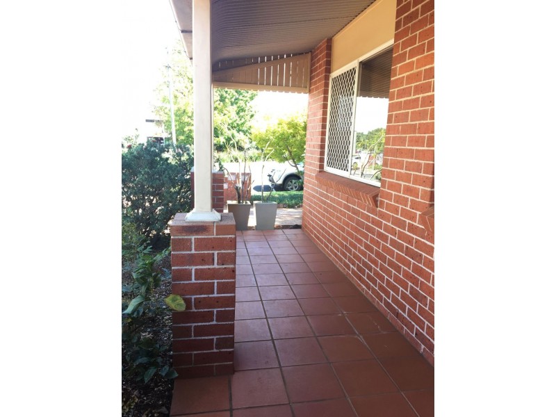 1/8 Lindsay Street, East Toowoomba QLD 4350