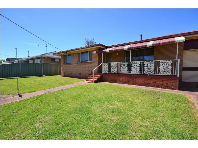 56 High Street, Rangeville QLD 4350