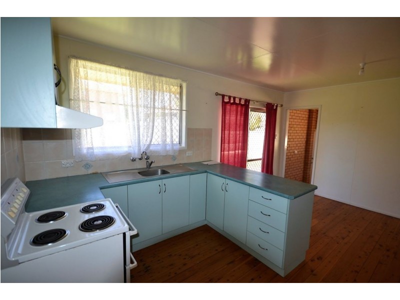 56 High Street, Rangeville QLD 4350
