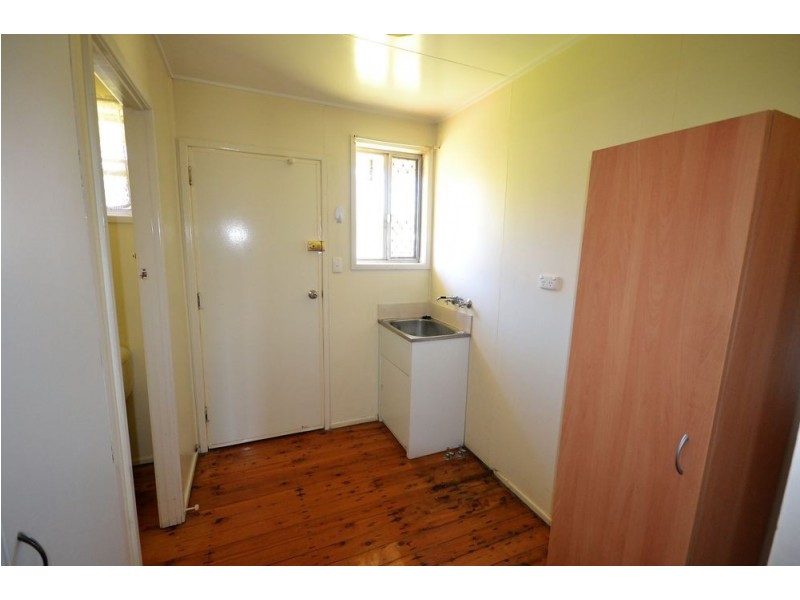 56 High Street, Rangeville QLD 4350