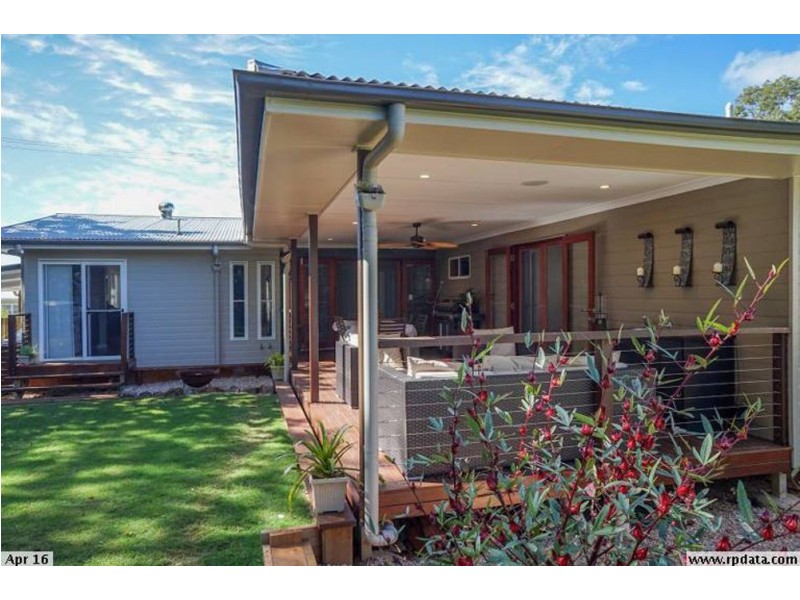 9 Newmarket Street, Newtown QLD 4350