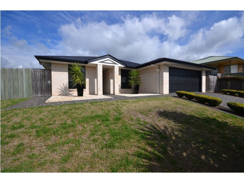 14 Charnley Street, Kearneys Spring QLD 4350