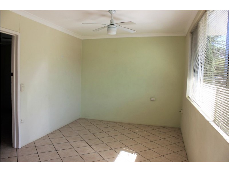 9/122a Russell Street, Toowoomba City QLD 4350