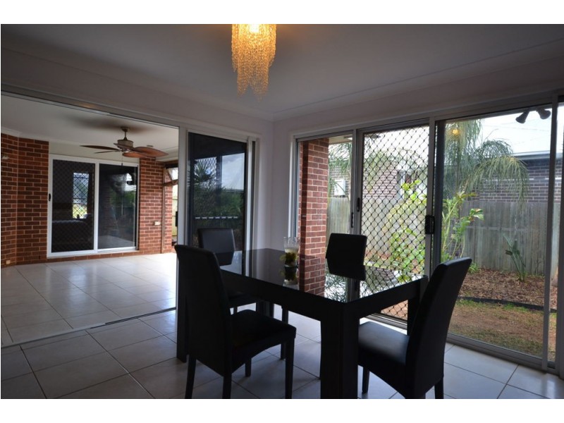 12 Opal Street, Glenvale QLD 4350