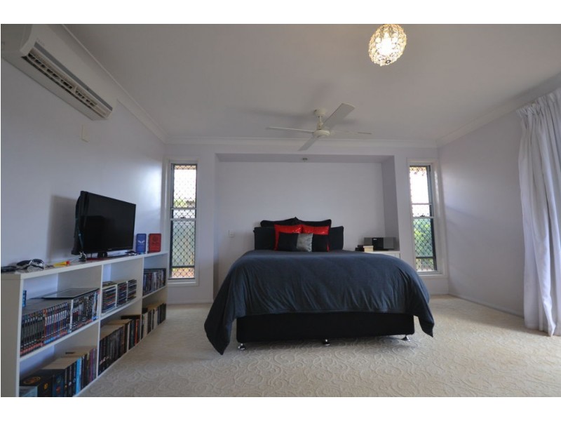 12 Opal Street, Glenvale QLD 4350