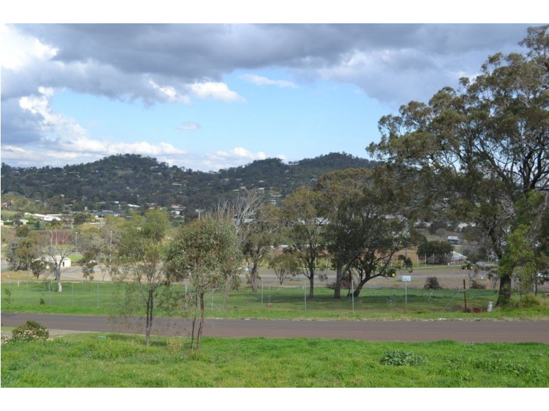 21 Harvey Court, Glenvale QLD 4350