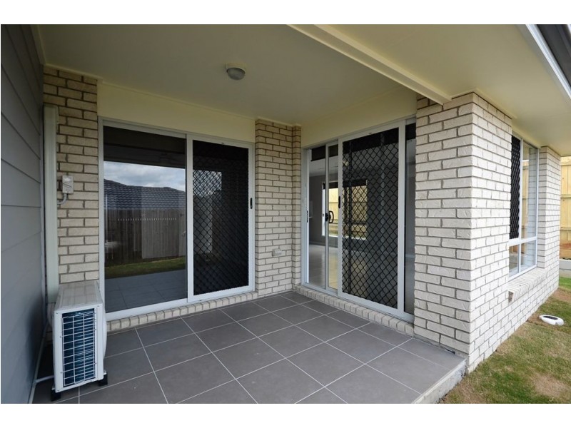 26B Cardamon Crescent, Glenvale QLD 4350