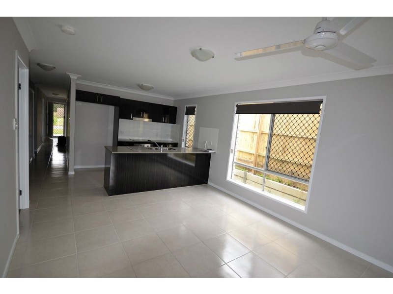26B Cardamon Crescent, Glenvale QLD 4350