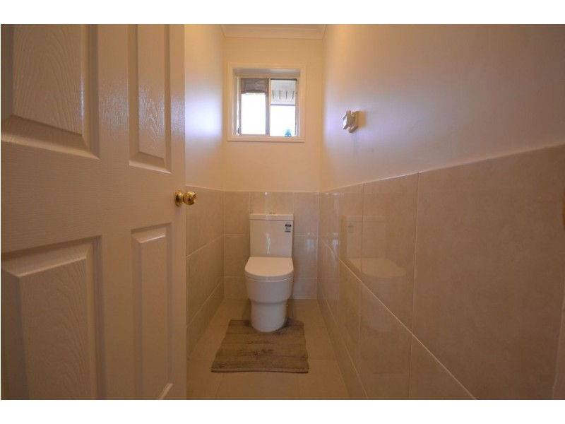 5 Taylors Road, Withcott QLD 4352