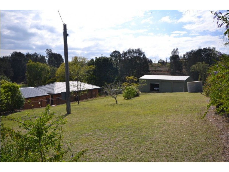 5 Taylors Road, Withcott QLD 4352