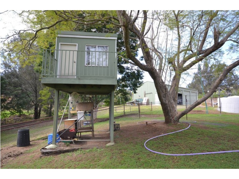 5 Taylors Road, Withcott QLD 4352