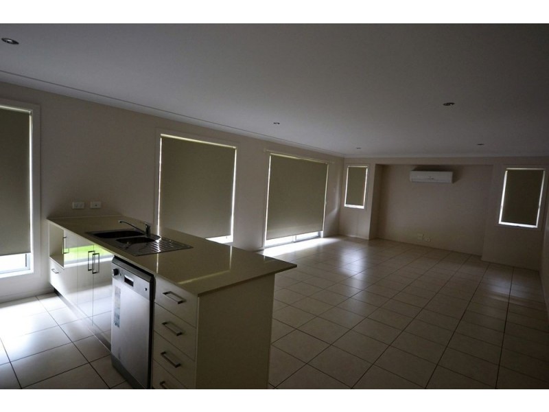 62 Sanctuary Drive, Cranley QLD 4350