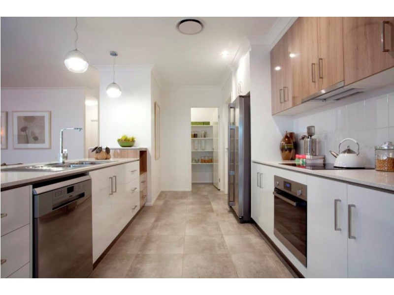 192 Nelson Street, Kearneys Spring QLD 4350