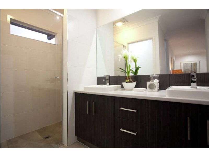 192 Nelson Street, Kearneys Spring QLD 4350