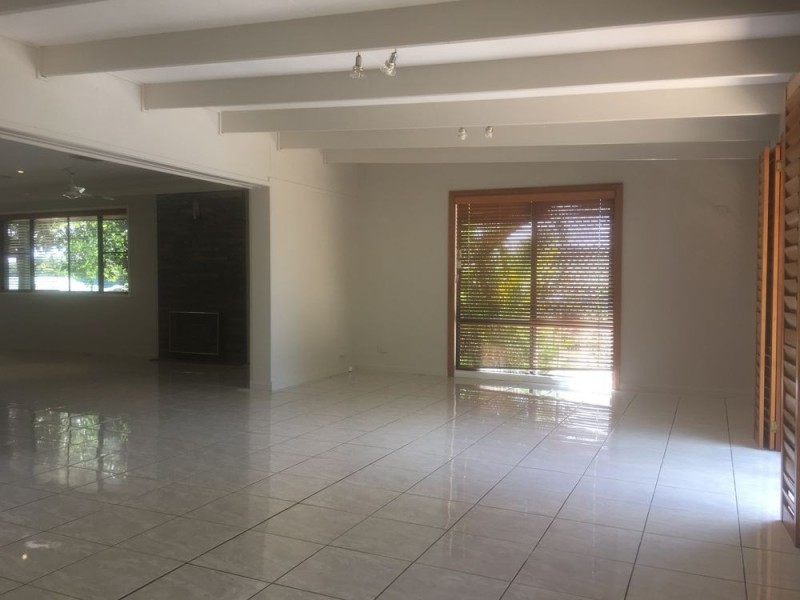 25 Catto Street, Centenary Heights QLD 4350