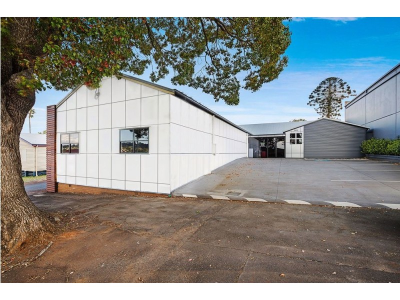 2/146 Campbell Street, Toowoomba City QLD 4350