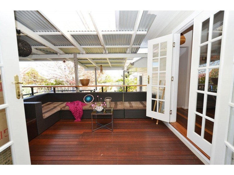 9 Kennedy Street, North Toowoomba QLD 4350