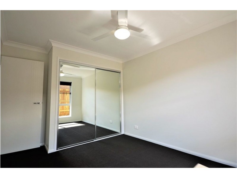 10 Nash Drive, Glenvale QLD 4350