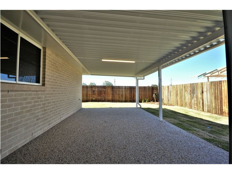 10 Nash Drive, Glenvale QLD 4350