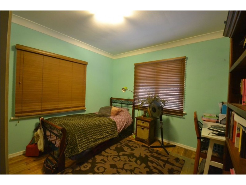 12A Cox Street, Newtown QLD 4350