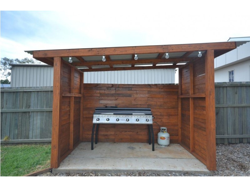 12A Cox Street, Newtown QLD 4350