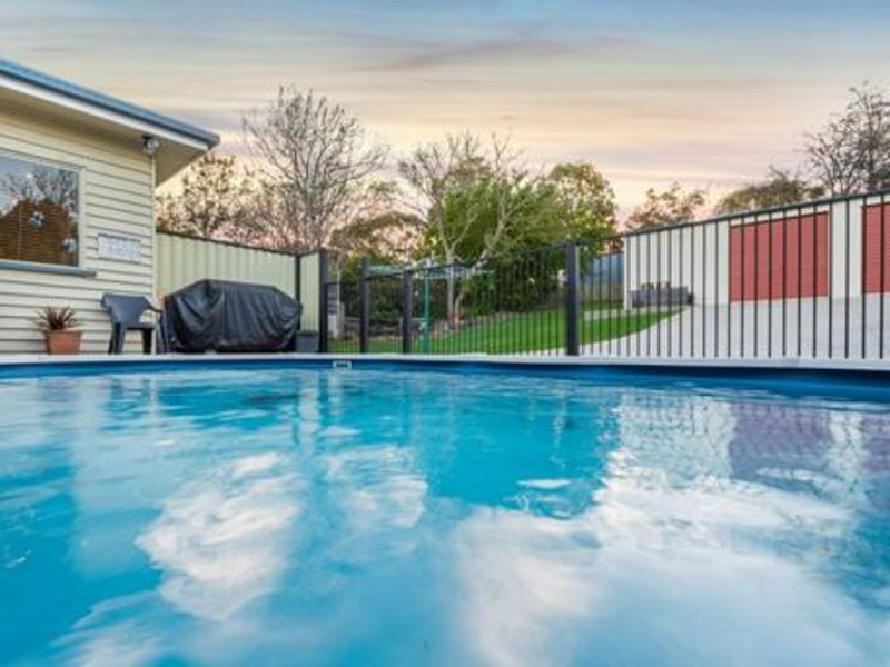 Kearneys Spring QLD 4350