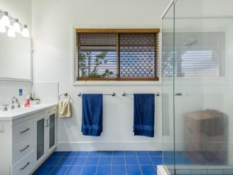 Kearneys Spring QLD 4350