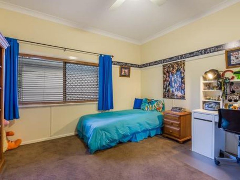 Kearneys Spring QLD 4350