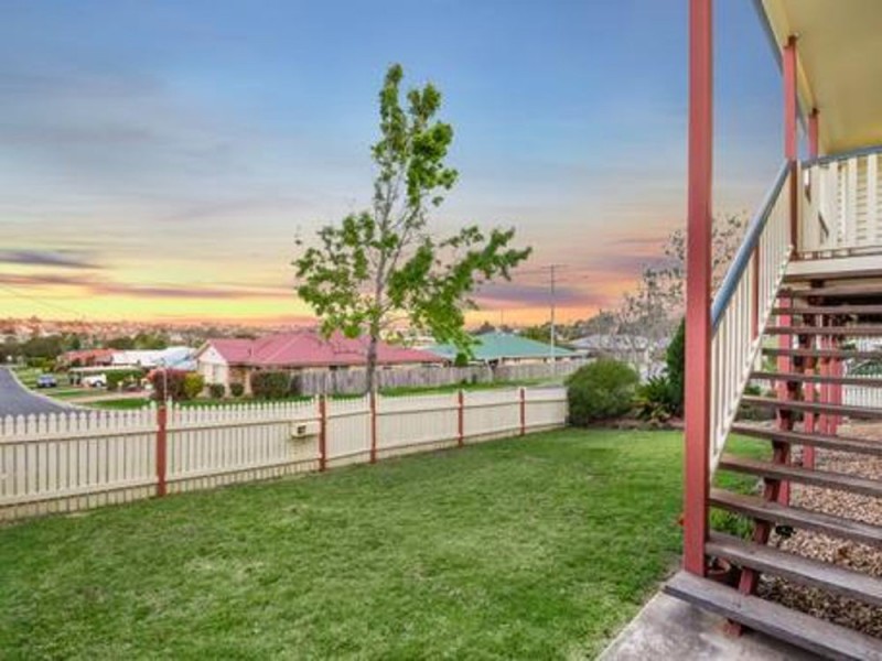 Kearneys Spring QLD 4350