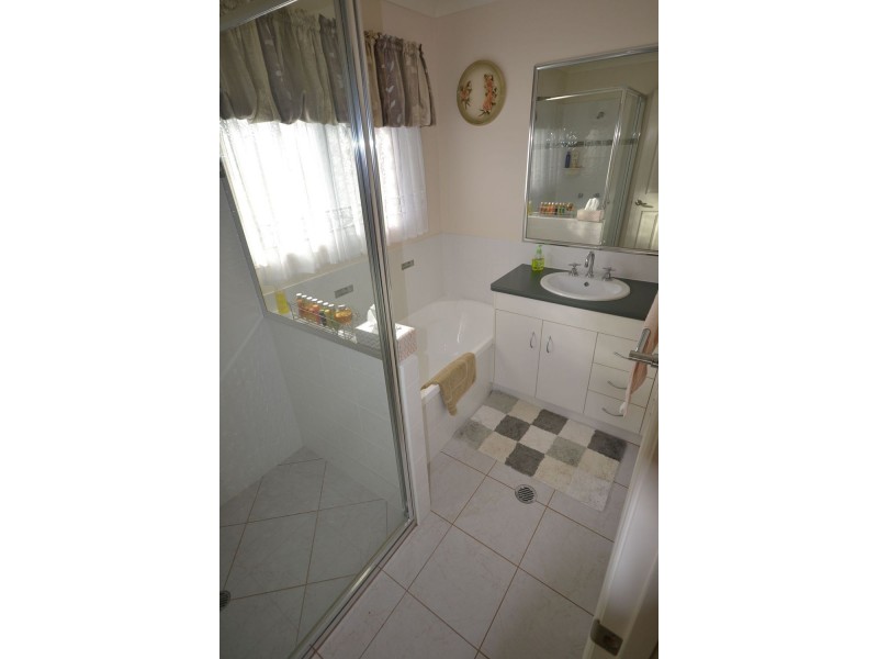 7 Marlowe Court, Westbrook QLD 4350