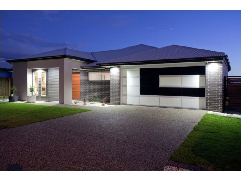 192 Nelson Street, Kearneys Spring QLD 4350