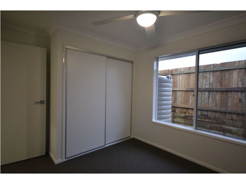3 Peony Lane, Glenvale QLD 4350