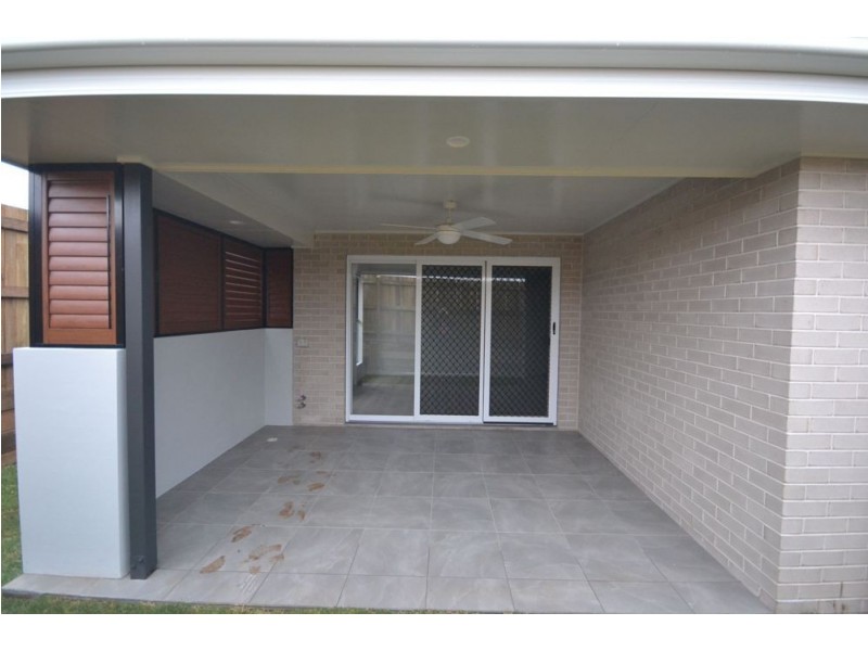 3 Peony Lane, Glenvale QLD 4350