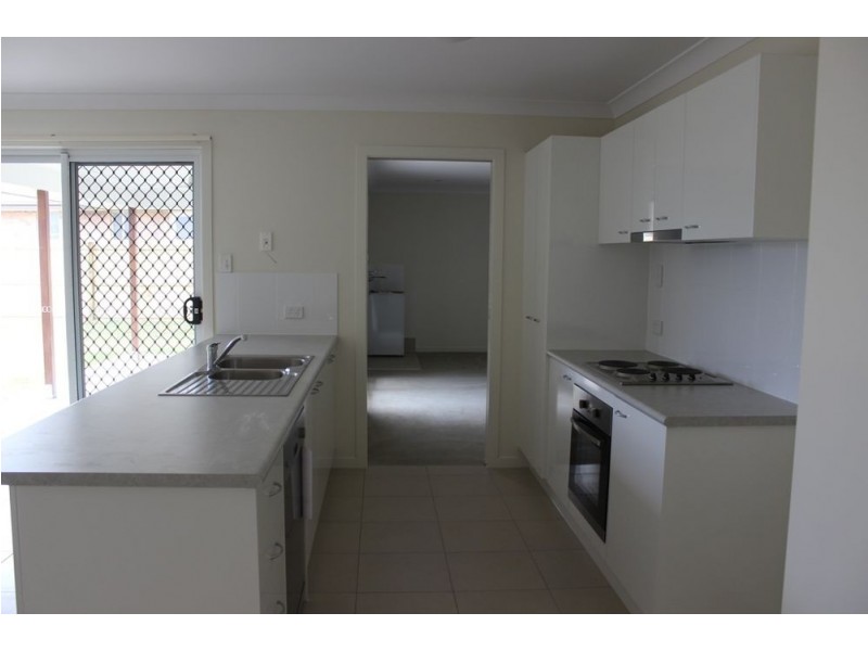 20 Wandoo Crescent, Westbrook QLD 4350