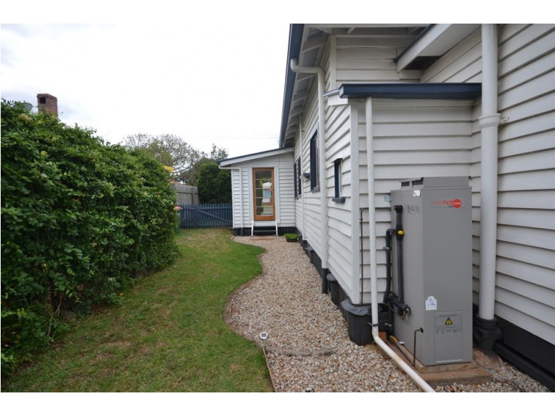175 Long Street, South Toowoomba QLD 4350