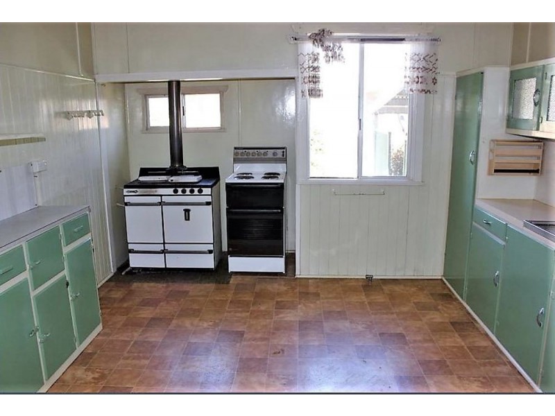 104 Water Street, South Toowoomba QLD 4350